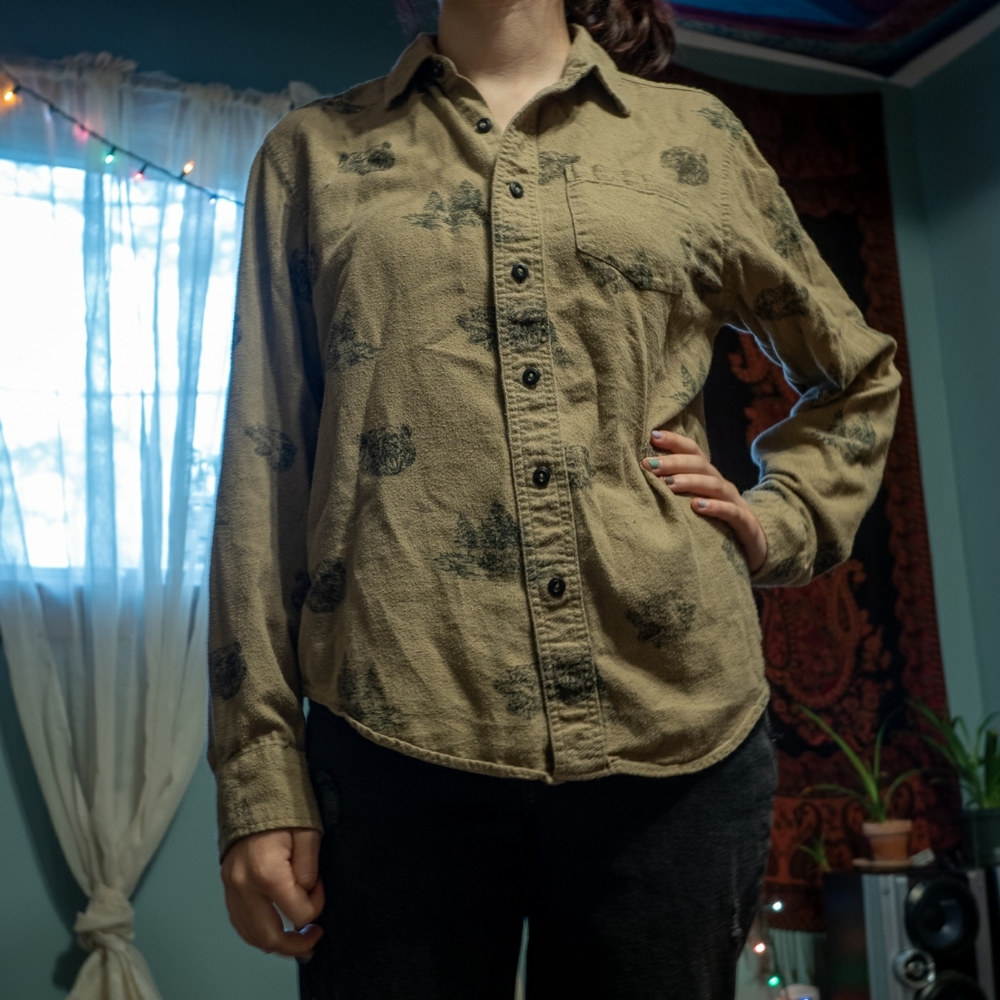 Crunchy Button Up